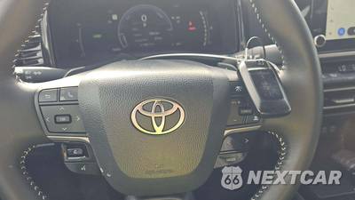 2026 Toyota Camry SE - zdjęcie 21 z 28 - miniatura