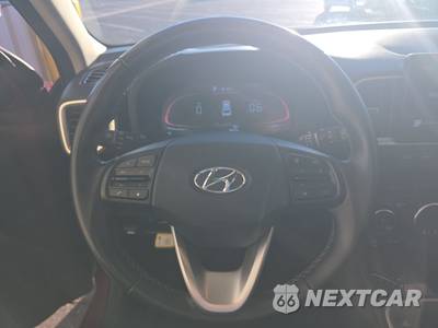 2025 Hyundai Venue SEL - zdjęcie 10 z 35 - miniatura