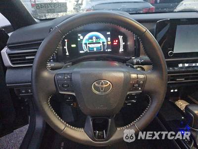 2026 Toyota Camry SE - zdjęcie 10 z 28 - miniatura
