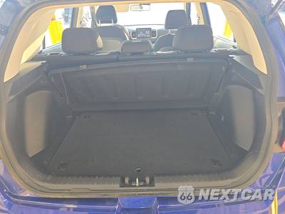 2025 Hyundai Venue SEL - zdjęcie 16 z 35 - miniatura