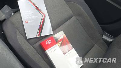 2025 Toyota Camry LE - zdjęcie 19 z 39 - miniatura