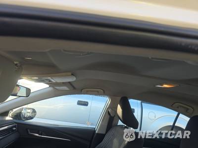 2025 Toyota Camry LE - zdjęcie 17 z 22 - miniatura