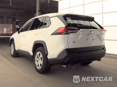 2025 Toyota RAV4 LE - zdjęcie 6 z 29 - miniatura