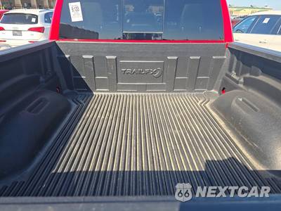 2022 Ram 1500 Laramie Crew Cab Short Bed - zdjęcie 16 z 28 - miniatura