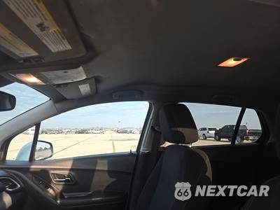 2020 Chevrolet Trax LS 1LS - zdjęcie 17 z 20 - miniatura