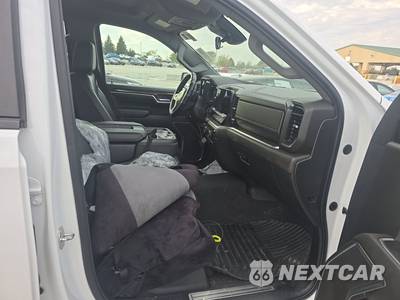 2022 Chevrolet Silverado 1500 LT Extended Cab Medium Bed 1LT - zdjęcie 8 z 32 - miniatura