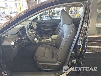 2025 Nissan Altima SV - zdjęcie 7 z 30 - miniatura