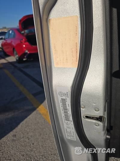 2015 Ram 1500 Outdoorsman Crew Cab Medium Bed - zdjęcie 14 z 25 - miniatura