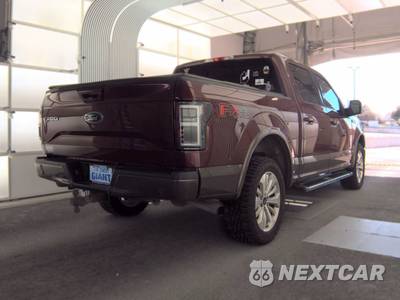 2016 Ford F-150 Lariat Crew Cab Short Bed - zdjęcie 4 z 40 - miniatura