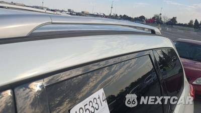 2017 Nissan Pathfinder SL - zdjęcie 21 z 34 - miniatura