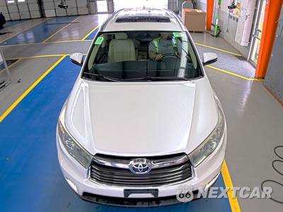 2016 Toyota Highlander Limited - zdjęcie 2 z 37 - miniatura