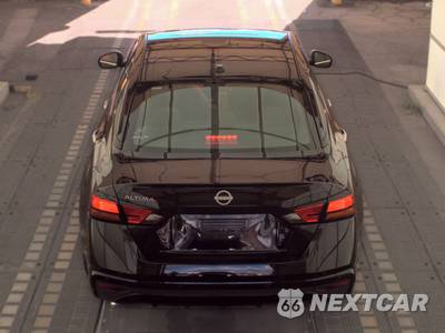 2025 Nissan Altima SV - zdjęcie 5 z 19 - miniatura