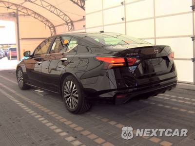 2025 Nissan Altima SV - zdjęcie 6 z 19 - miniatura