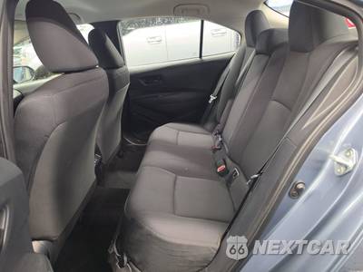 2025 Toyota Corolla LE Sedan - zdjęcie 13 z 30 - miniatura