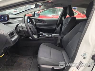 2026 Toyota Prius LE - zdjęcie 7 z 29 - miniatura