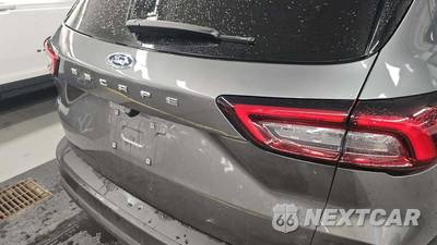 2026 Ford Escape ST-Line - zdjęcie 31 z 31 - miniatura