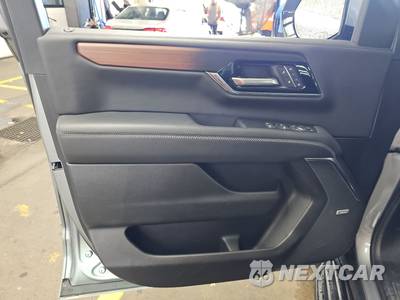 2025 GMC Yukon XL Denali 5SA - zdjęcie 3 z 29 - miniatura
