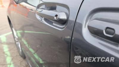 2025 Toyota Sienna LE 8-Passenger 120.5" WB - zdjęcie 21 z 34 - miniatura