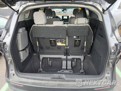 2025 Toyota Sienna LE 8-Passenger 120.5" WB - zdjęcie 16 z 34 - miniatura