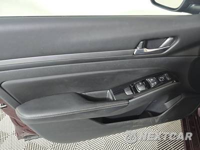 2023 Nissan Altima SV - zdjęcie 9 z 29 - miniatura