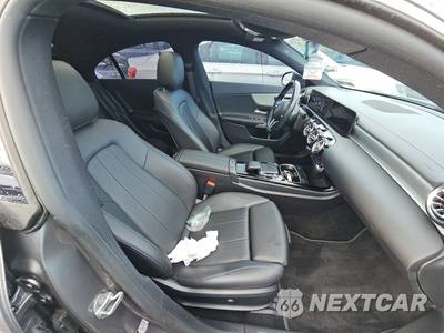 2021 Mercedes-Benz CLA 250 4MATIC - zdjęcie 8 z 32 - miniatura