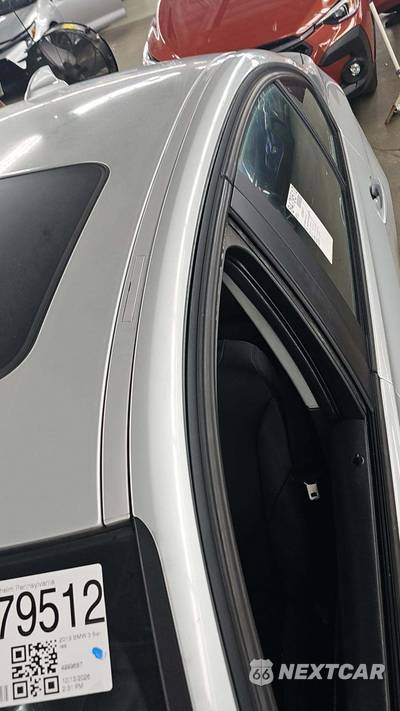 2013 BMW 3 Series Sedan 328i xDrive - zdjęcie 45 z 51 - miniatura