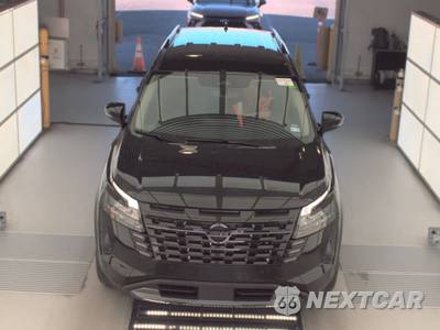2026 Nissan Pathfinder SL - zdjęcie 2 z 31 - miniatura