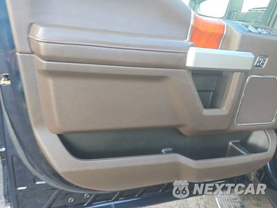 2022 Ford Super Duty F-350 King Ranch Crew Cab Long Bed - zdjęcie 9 z 22 - miniatura