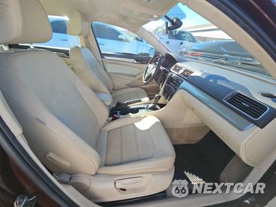 2013 Volkswagen Passat 2.5L S - zdjęcie 8 z 34 - miniatura