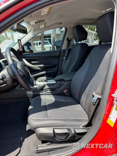 2018 BMW 3 Series Sedan 320i - zdjęcie 9 z 16 - miniatura