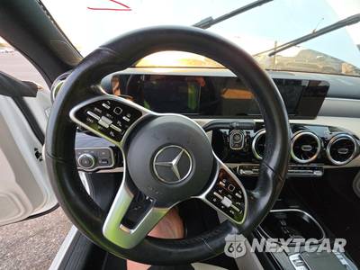 2020 Mercedes-Benz CLA 250 4MATIC - zdjęcie 10 z 29 - miniatura