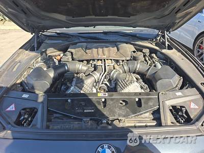 2013 BMW M5 Sedan - zdjęcie 15 z 40 - miniatura