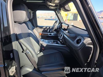 2025 Mercedes-Benz G 550 4MATIC - zdjęcie 8 z 22 - miniatura