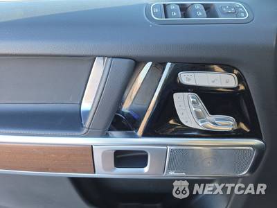 2025 Mercedes-Benz G 550 4MATIC - zdjęcie 9 z 22 - miniatura