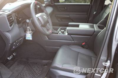 2026 Toyota Sequoia TRD Pro - zdjęcie 7 z 15 - miniatura