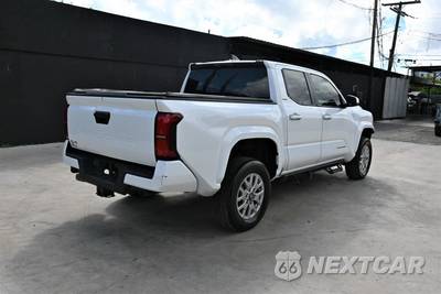 2024 Toyota Tacoma SR5 Crew Cab Medium Bed - zdjęcie 3 z 19 - miniatura