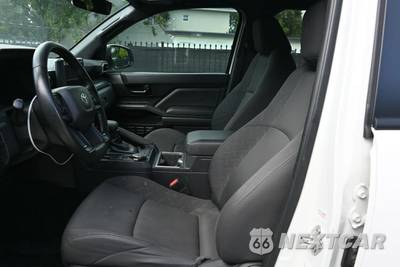 2024 Toyota Tacoma SR5 Crew Cab Medium Bed - zdjęcie 11 z 19 - miniatura