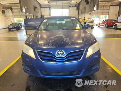 2011 Toyota Camry - zdjęcie 2 z 32 - miniatura