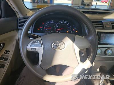 2011 Toyota Camry - zdjęcie 10 z 32 - miniatura