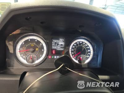 2018 Ram 1500 Express Crew Cab Short Bed - zdjęcie 12 z 27 - miniatura