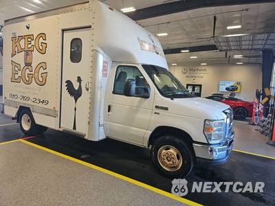 2015 Ford Super Duty E-350 Cutaway DRW - zdjęcie 3 z 23 - miniatura