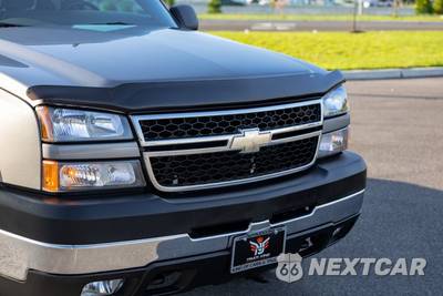 2006 Chevrolet Silverado 2500HD LT Crew Cab Medium Bed 1LT - zdjęcie 24 z 50 - miniatura