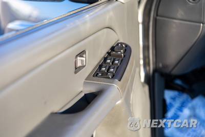 2006 Chevrolet Silverado 2500HD LT Crew Cab Medium Bed 1LT - zdjęcie 44 z 50 - miniatura