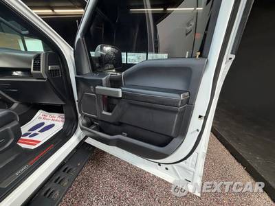 2017 Ford F-150 Raptor Crew Cab Short Bed - zdjęcie 47 z 51 - miniatura