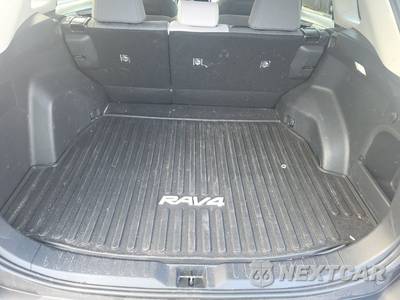 2023 Toyota RAV4 Hybrid XLE - zdjęcie 7 z 22 - miniatura