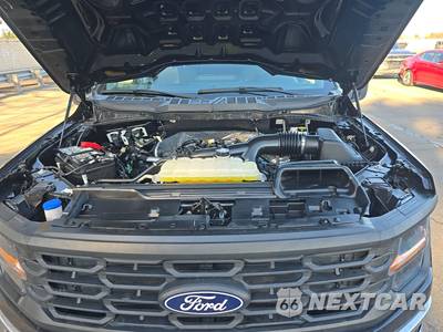 2025 Ford F-150 XL Crew Cab Short Bed - zdjęcie 15 z 23 - miniatura