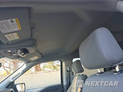 2025 Ford F-150 XL Crew Cab Short Bed - zdjęcie 18 z 23 - miniatura