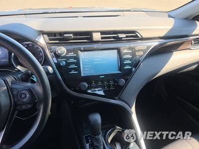 2020 Toyota Camry LE - zdjęcie 11 z 39 - miniatura