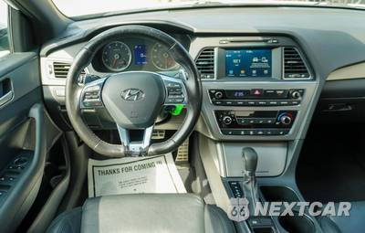 2017 Hyundai Sonata Sport 2.0T w/Black Interior - zdjęcie 26 z 41 - miniatura