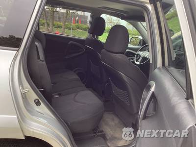 2010 Toyota RAV4 Sport - zdjęcie 12 z 18 - miniatura